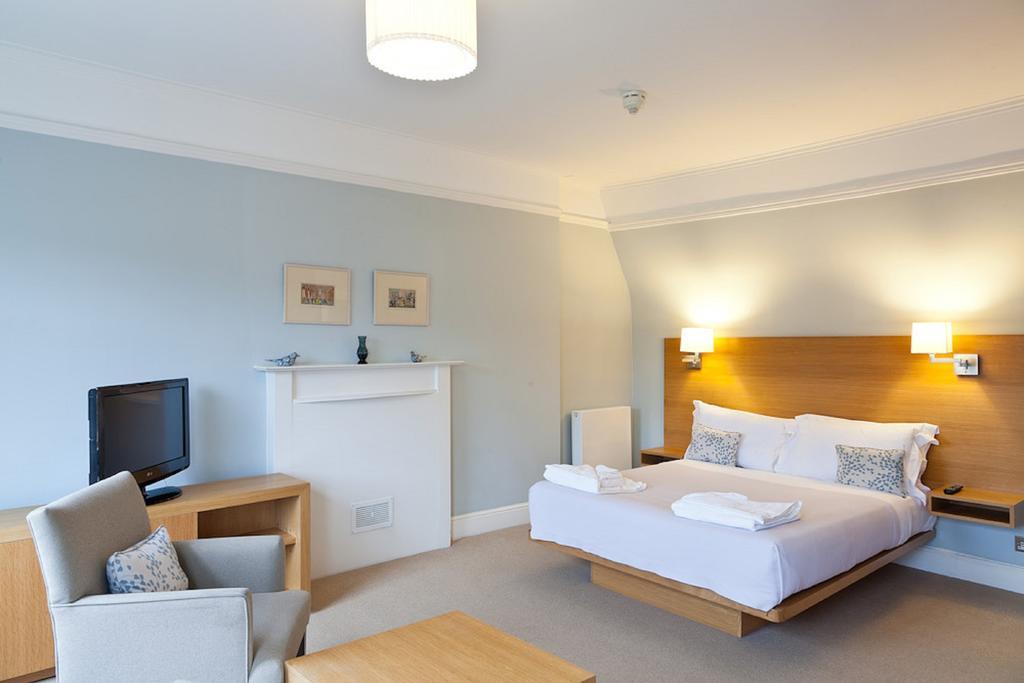 Blueprint Living Apartments - Doughty Street لندن الغرفة الصورة